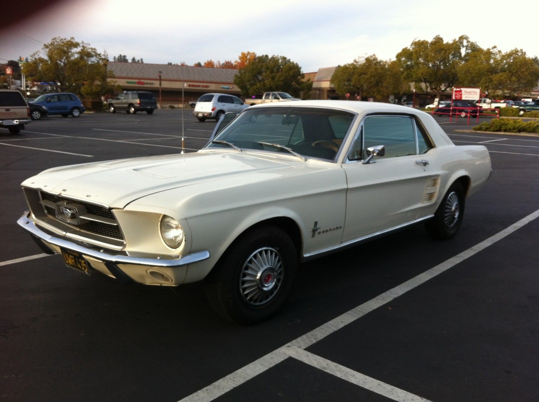 1967 Ford MUSTANG