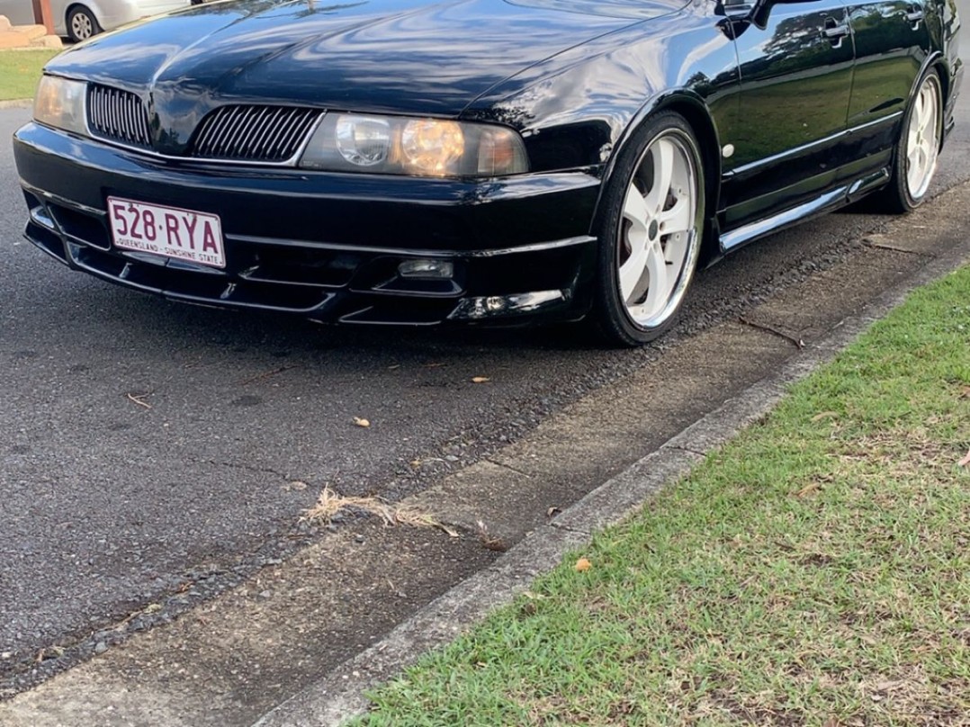 2001 Mitsubishi Magna vrx limited editon