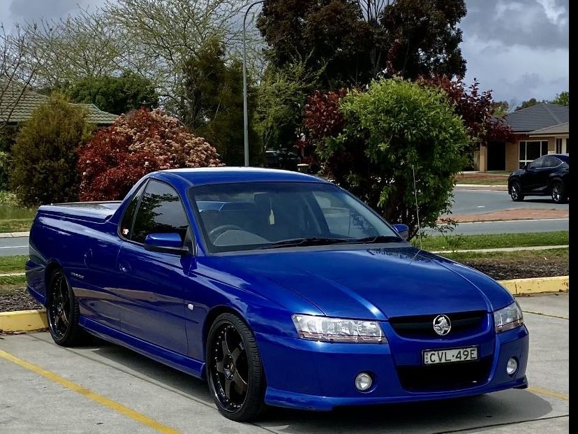 2006 Holden COMMODORE STORM