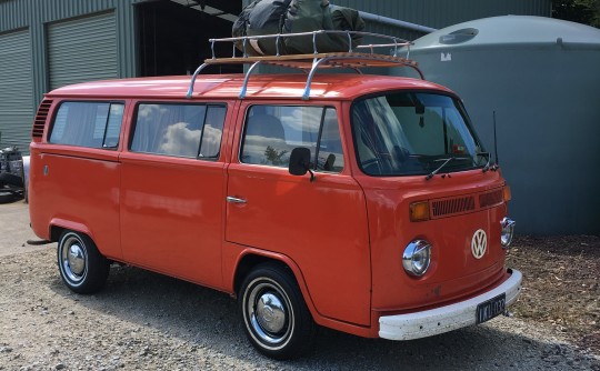 1975 Volkswagen KOMBI