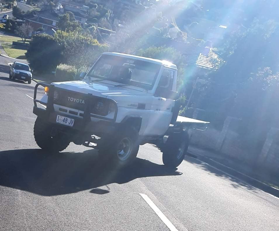 1986 Toyota LANDCRUISER (4x4)