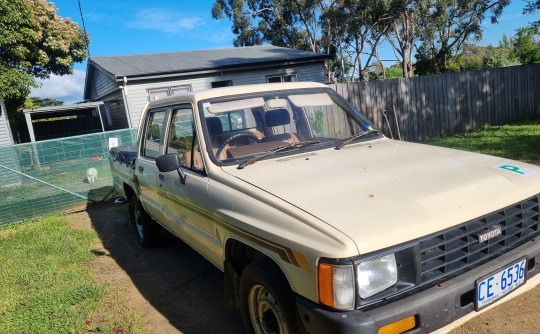 1985 Toyota HILUX DX