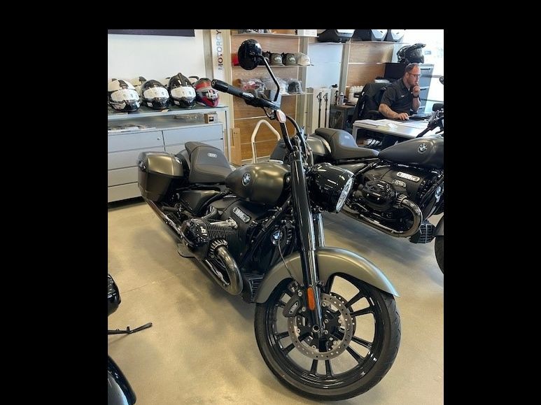 2023 BMW R18 Roctane