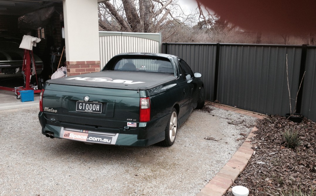 2001 Holden MALOO