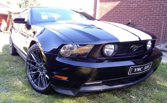 2011 Ford MUSTANG