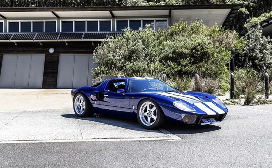 2000 Ford GT40