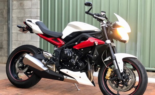 2016 Triumph 675cc STREET TRIPLE R