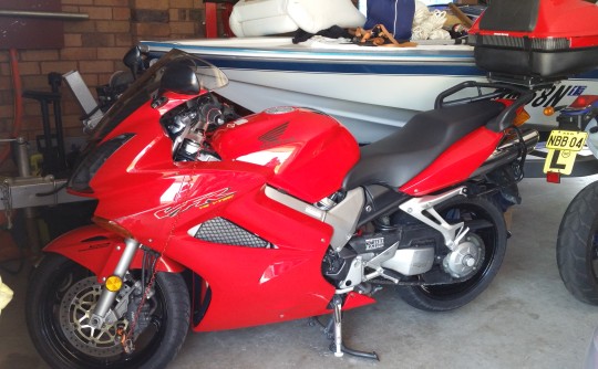 2002 Honda 781cc VFR800F (VFR800Fi)