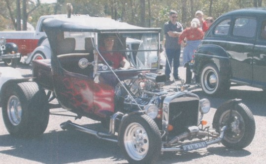 1923 Ford bucket