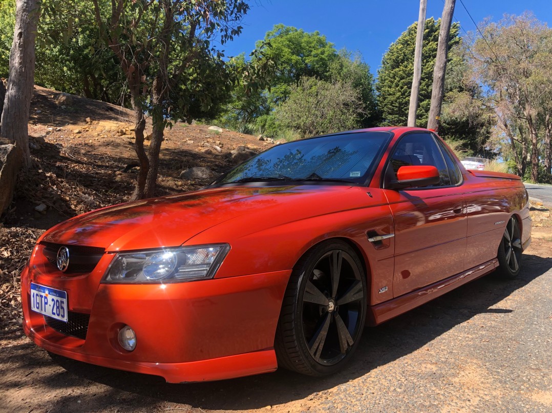 2006 Holden COMMODORE SS THUNDER