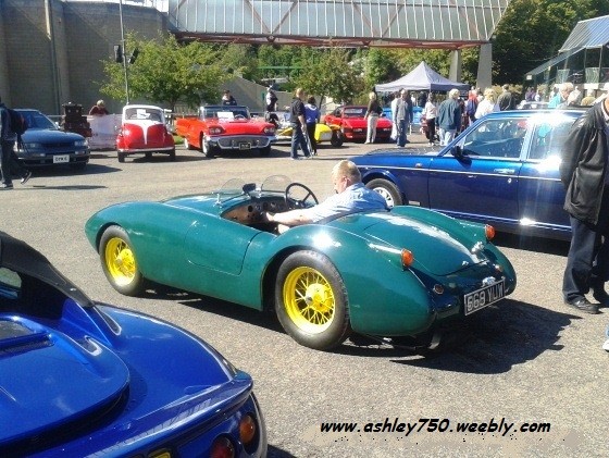 Ashley 750