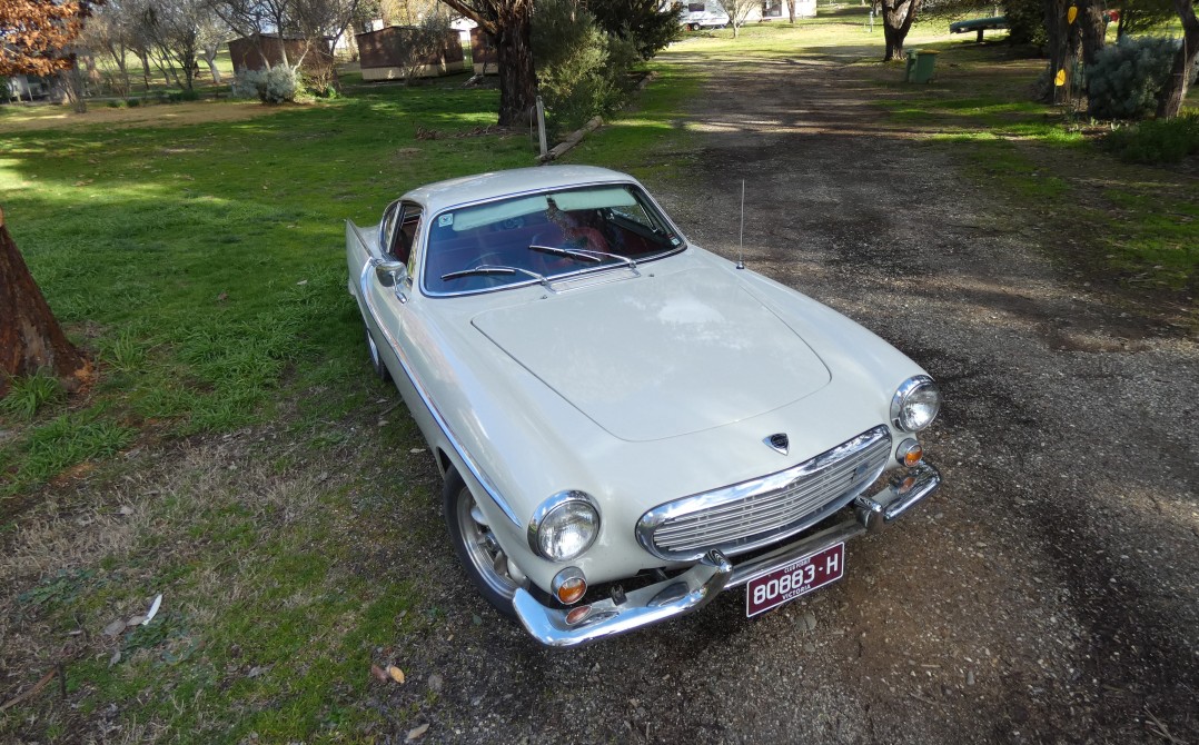 1964 Volvo P1800