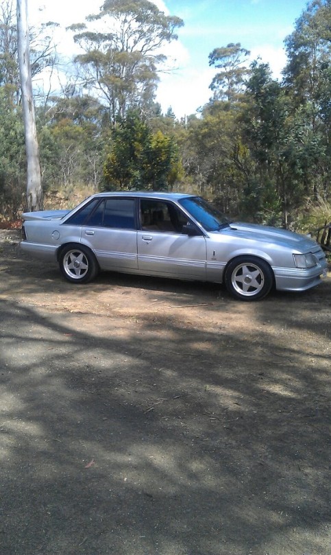 1984 Holden vk calais