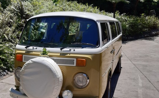 1975 Volkswagen KOMBI