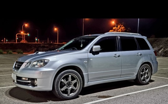 2003 Mitsubishi Airtrek Turbo R