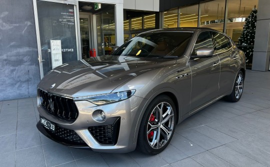 2022 Maserati levante