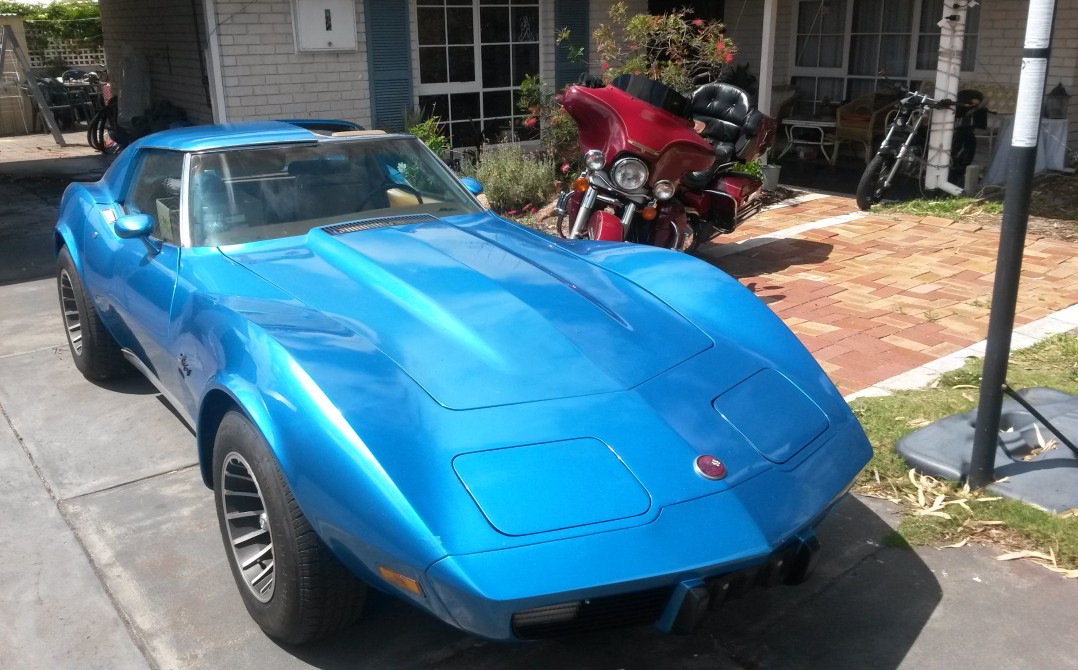 1975 Chevrolet CORVETTE STINGRAY