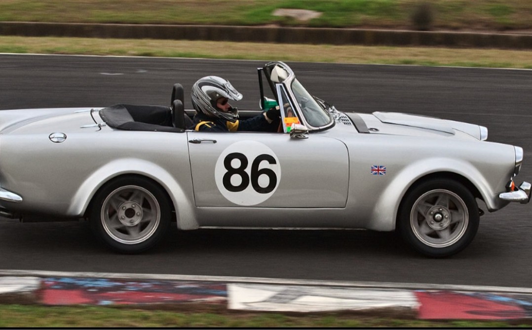 1965 Sunbeam Alpine V8