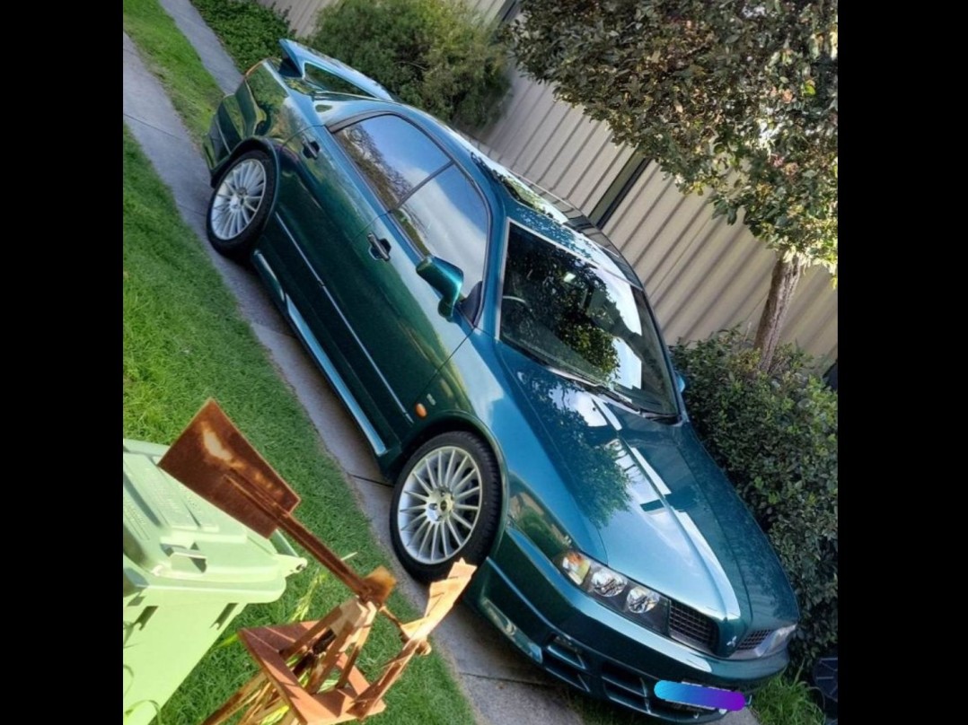 2003 Mitsubishi Magna vrx