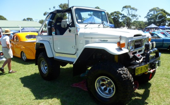 1984 TOYOTA FJ40 SWB