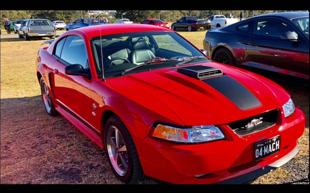 2004 Ford Mustang Mach 1