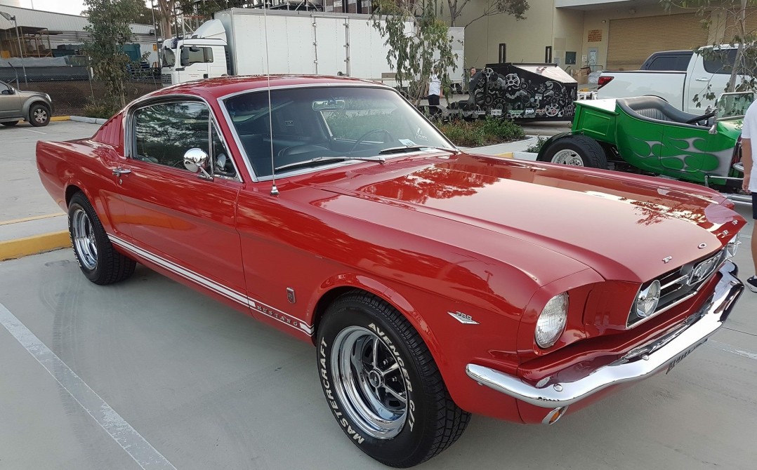 1966 Ford MUSTANG