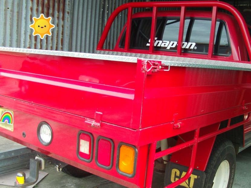 1994 Toyota HILUX (4x4)