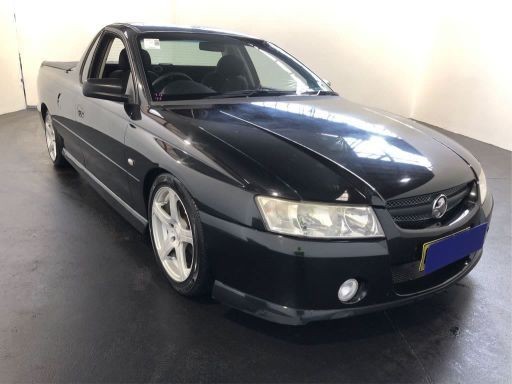 2005 Holden ute