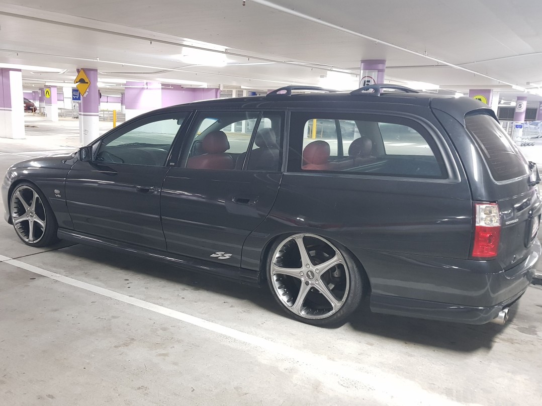 2004 Holden COMMODORE SS