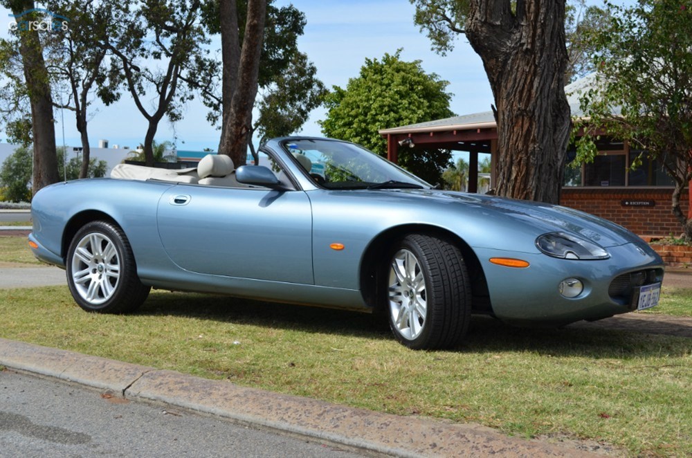 2004 Jaguar XKR