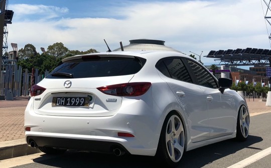 2017 Mazda 3 SP25