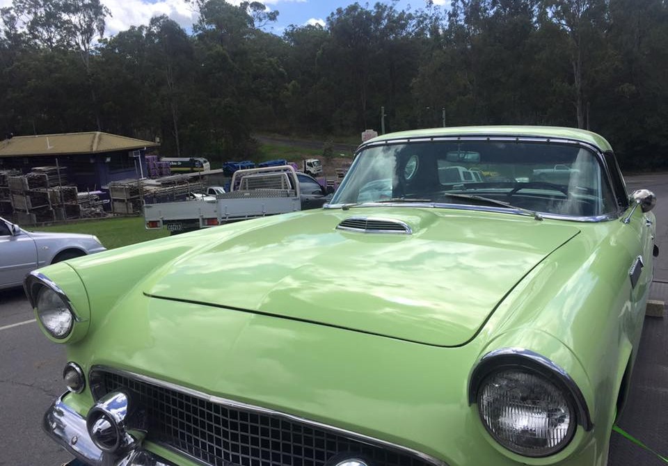 1955 Ford thunderbird