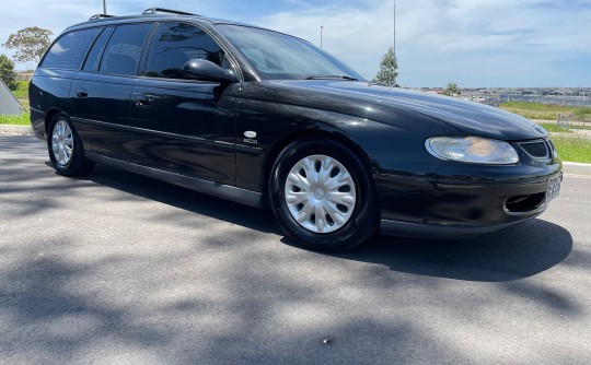 2000 Holden COMMODORE