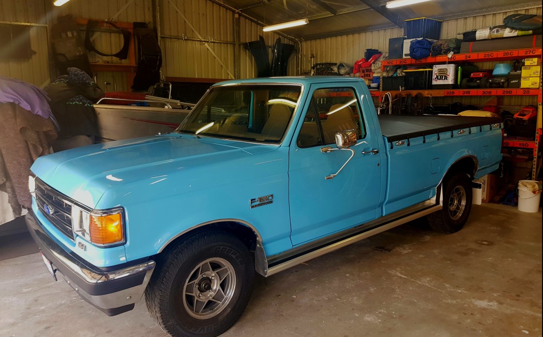 1990 Ford F150 XLT