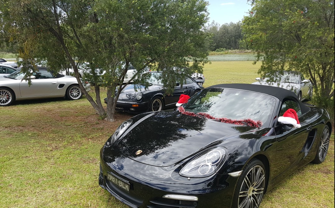 2016 Porsche 981 - Black Edition