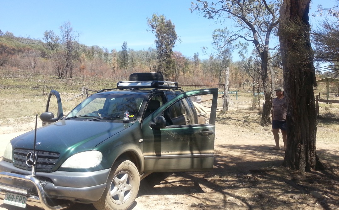 2000 Mercedes-Benz ML320