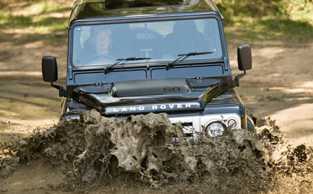 2008 Land Rover DEFENDER 110 SVX (4x4)