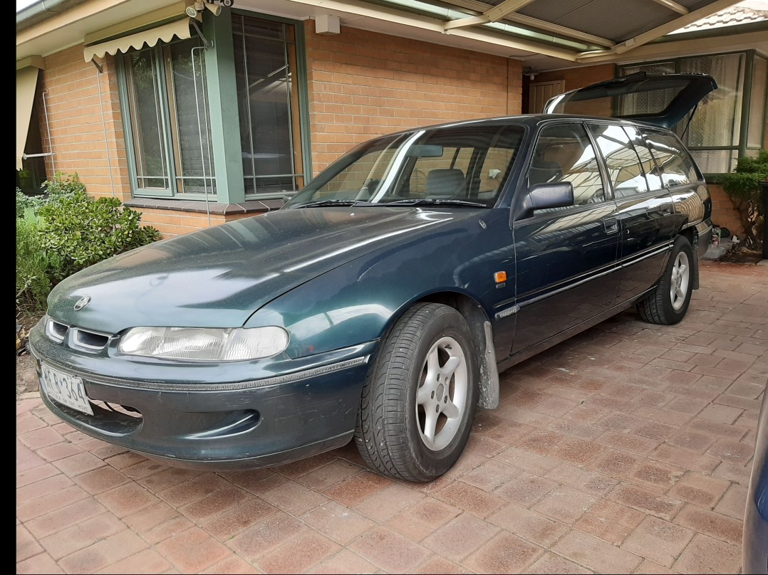 1995 Holden Vr