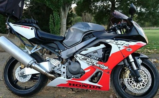 2001 Honda 929cc CBR900RR ERION RACING EDITION