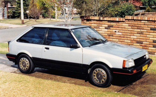 1985 Mazda 323 SS