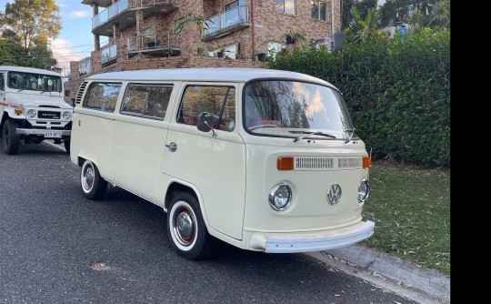 1975 Volkswagen KOMBI (LWB)