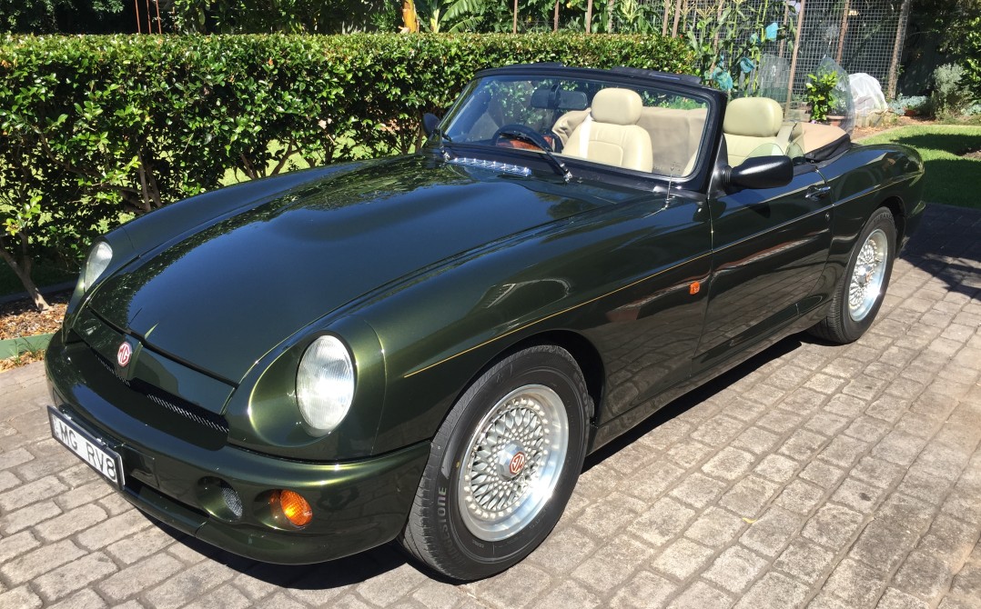 1995 MG RV8