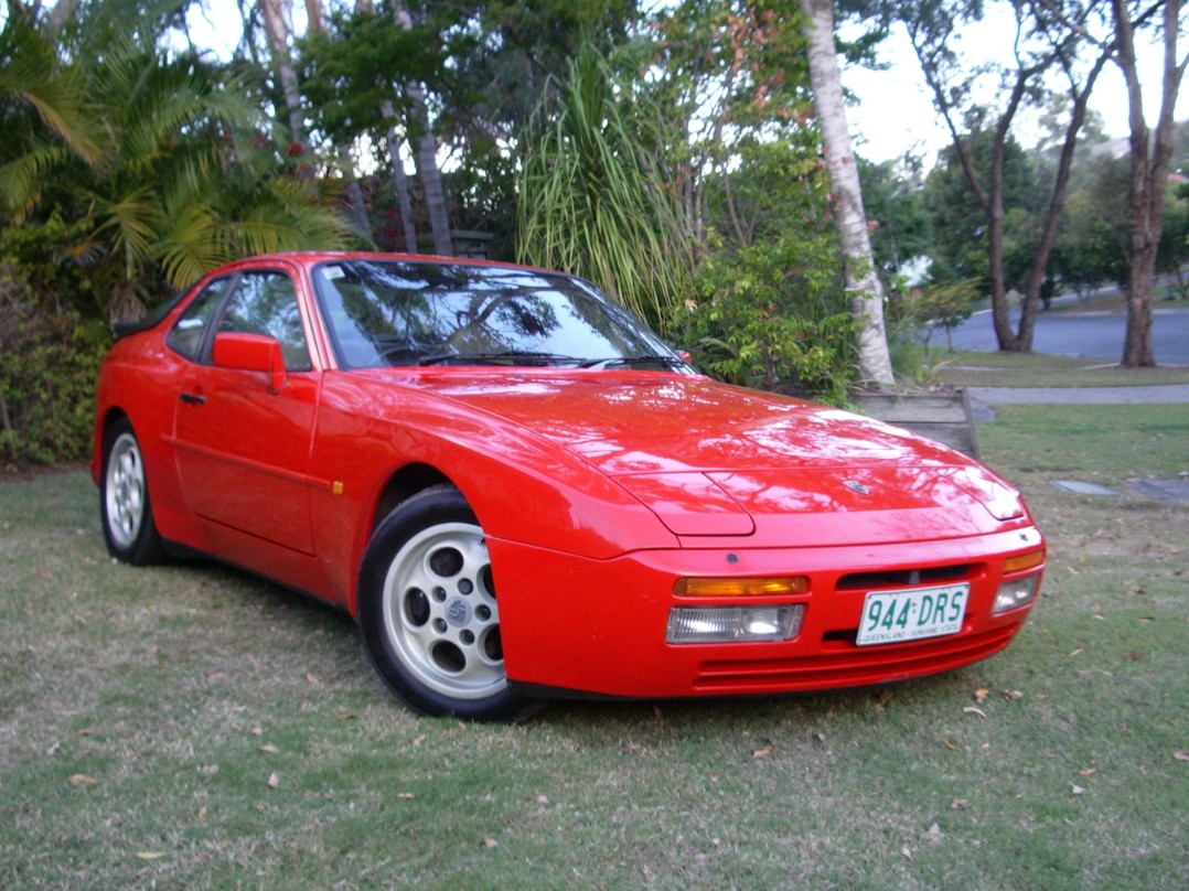 1987 Porsche 944 TURBO