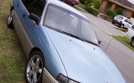 1990 Holden VN Calais