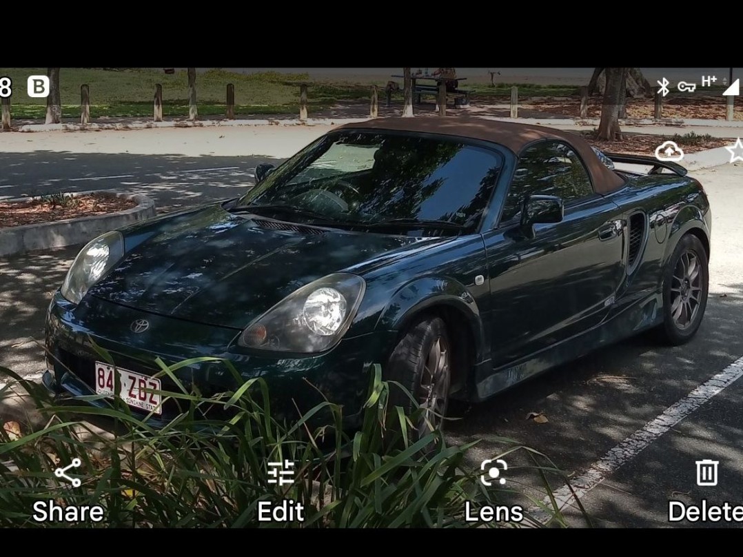 2001 Toyota MR2