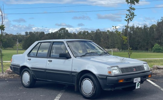 1988 Mitsubishi COLT