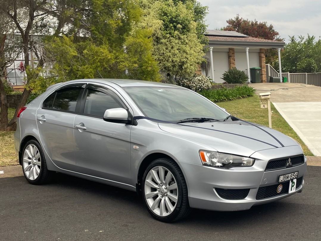 2012 Mitsubishi LANCER ES