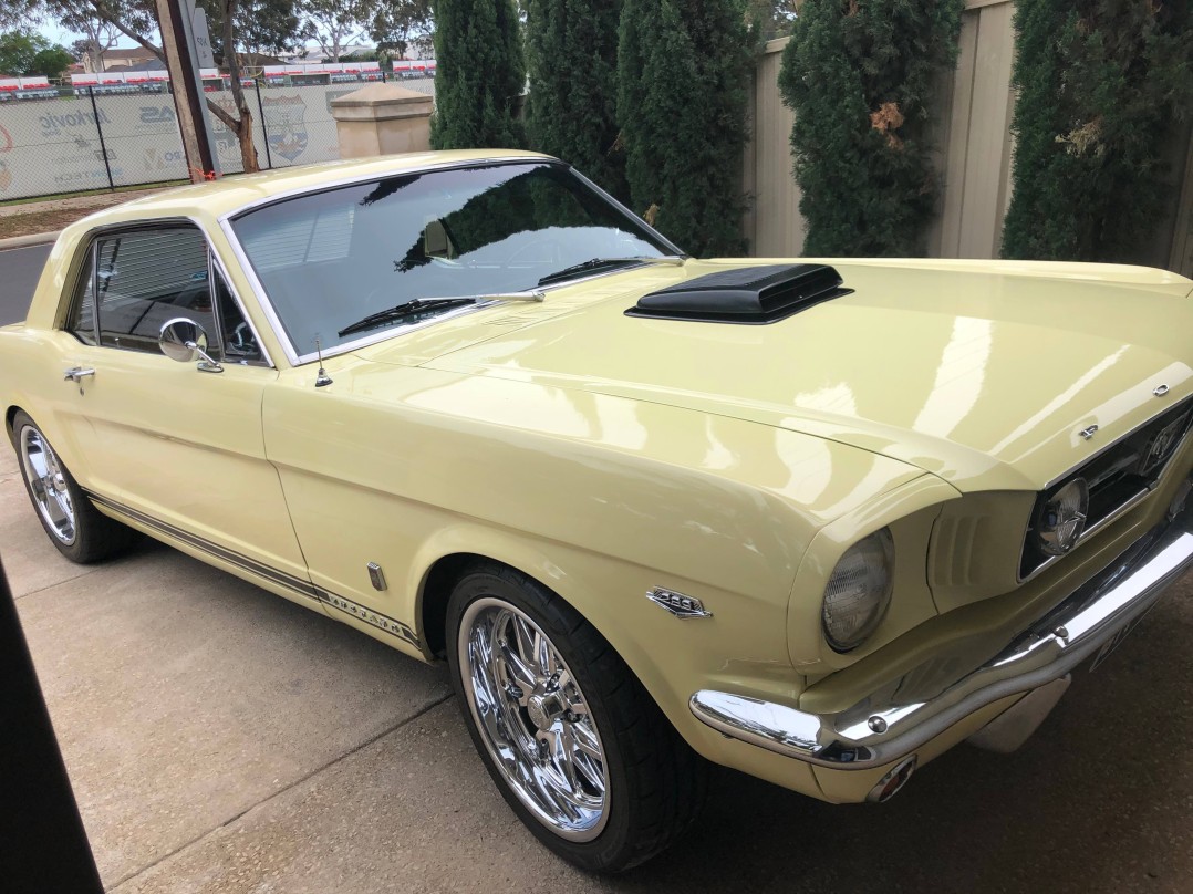 1966 Ford MUSTANG