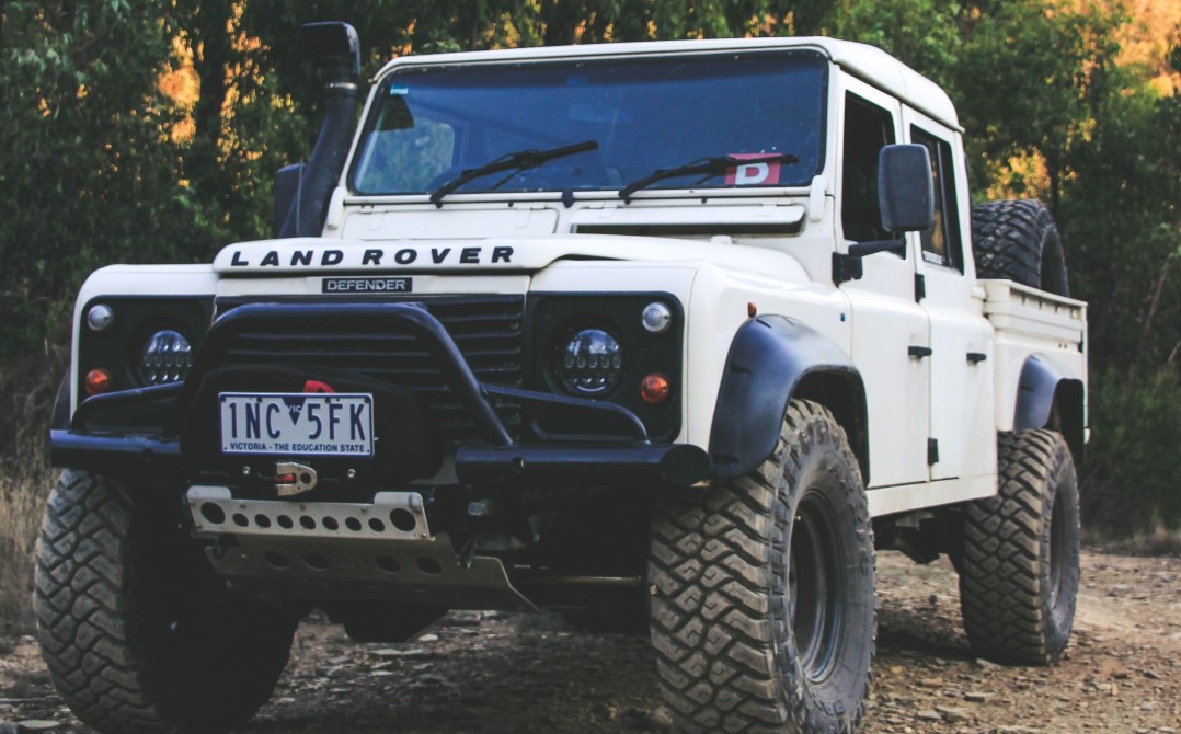 1996 Land Rover DEFENDER 130 (4x4)