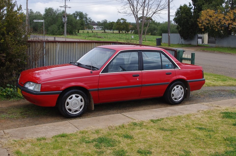 1988 Holden CAMIRA SL/E